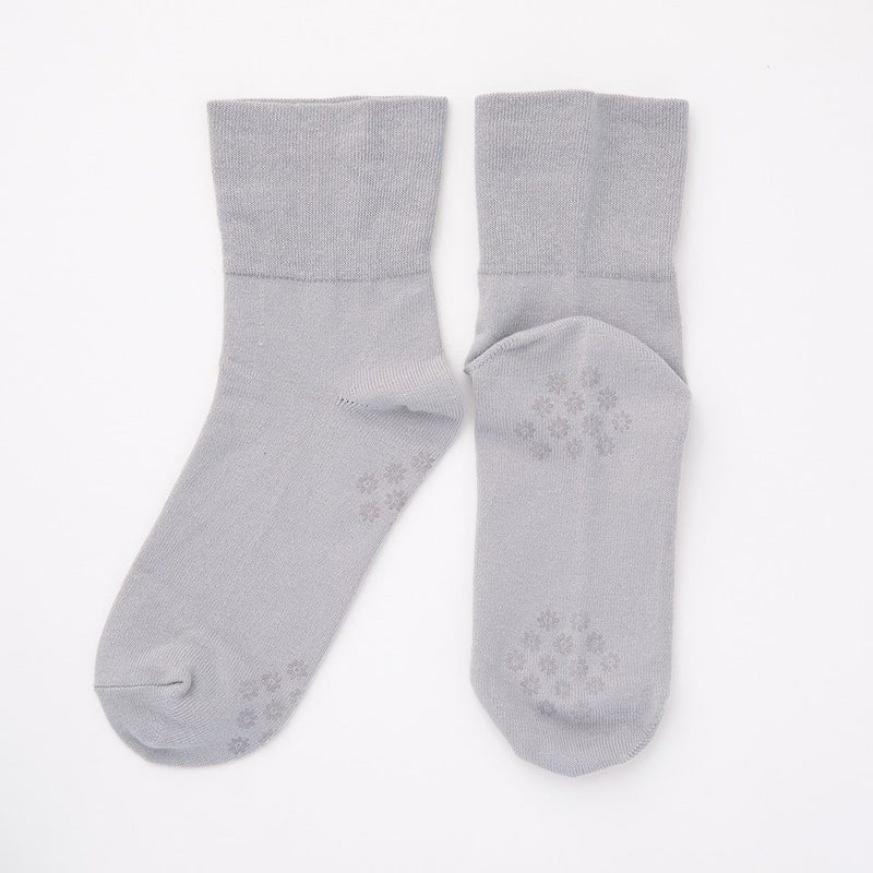 グレー　滑り止め付き