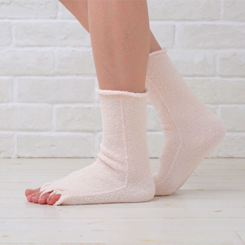 もっちりふんわり 足指開くルームソックス（米ぬか繊維）NUKATO ヌカト